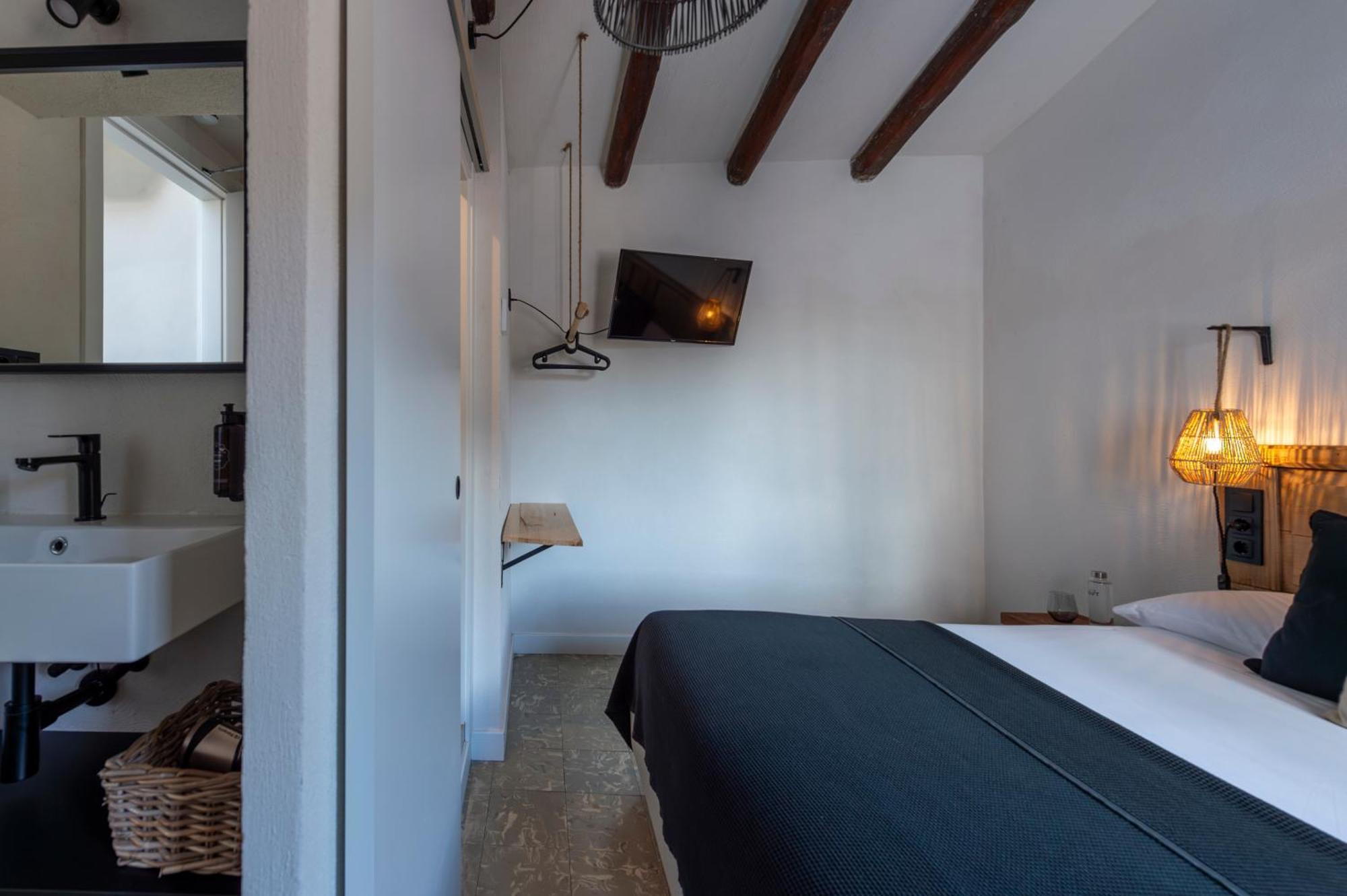 Hostal Boutique Es Menut Тоса де Мар Екстериор снимка