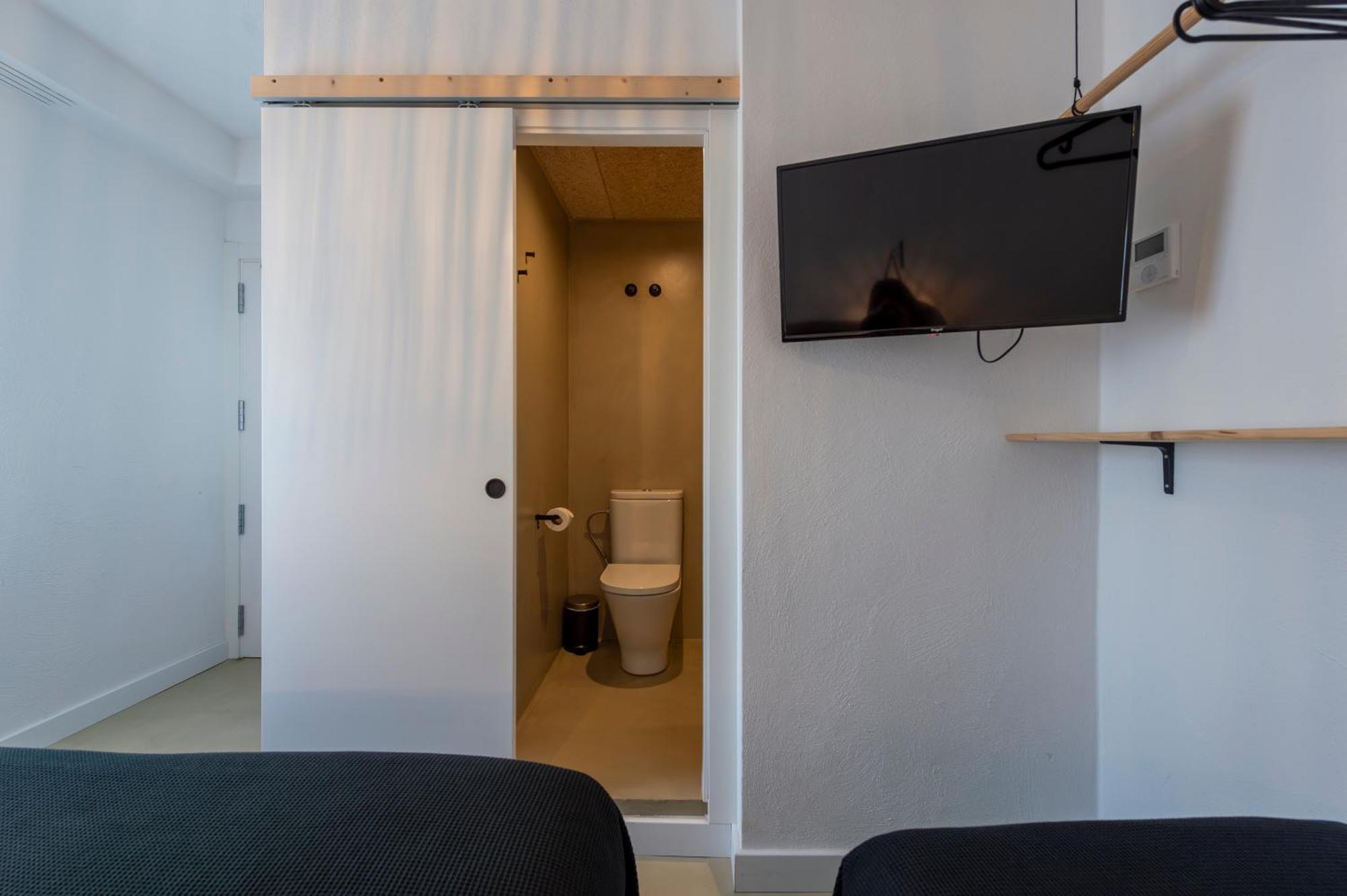 Hostal Boutique Es Menut Тоса де Мар Екстериор снимка