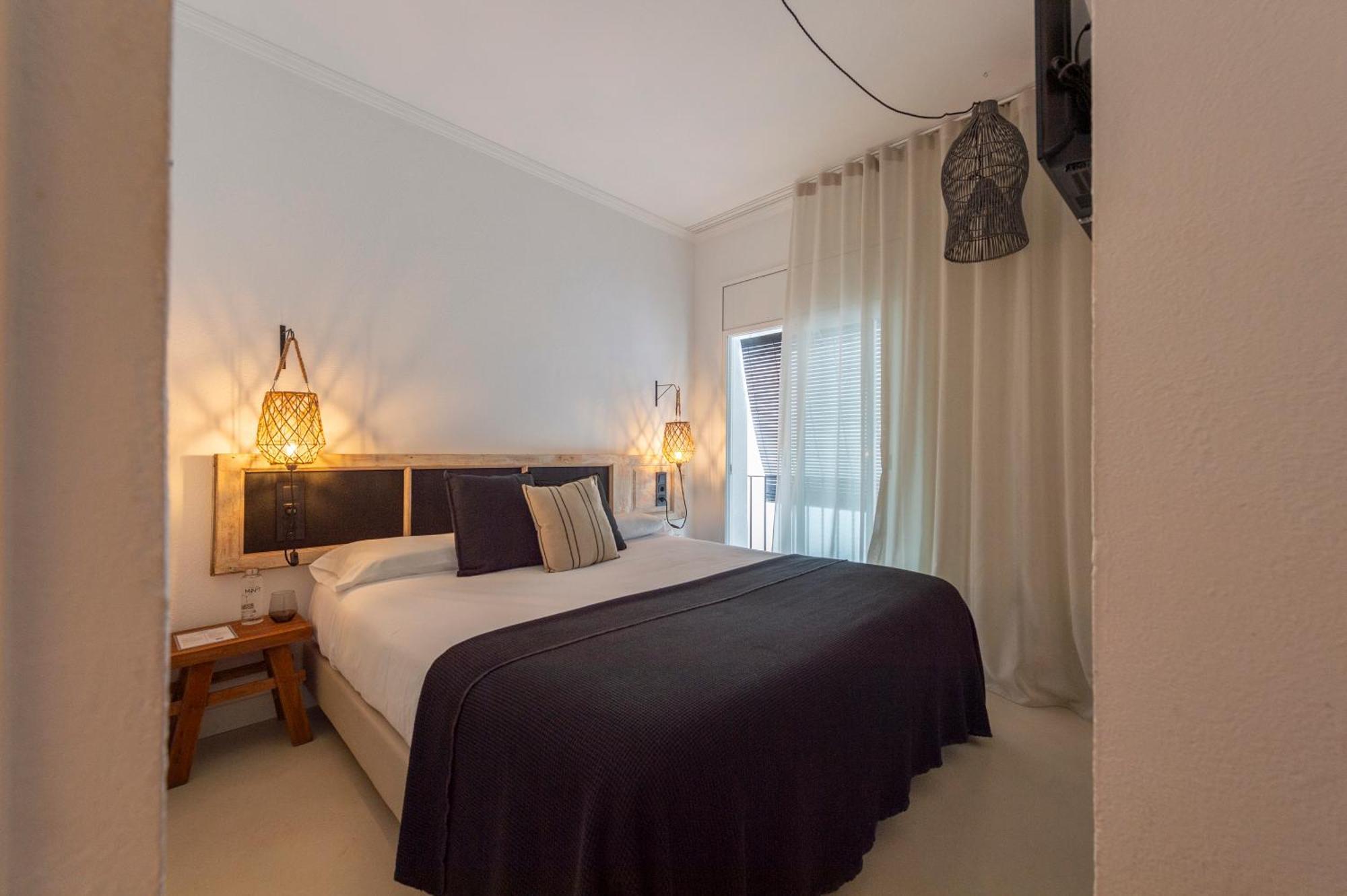 Hostal Boutique Es Menut Тоса де Мар Екстериор снимка