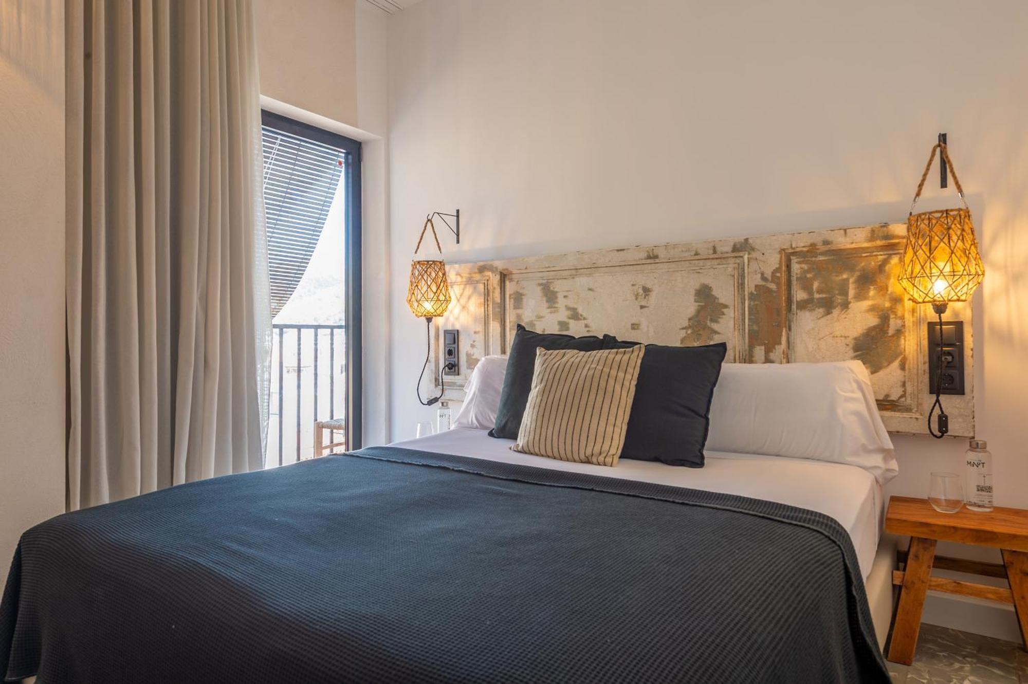 Hostal Boutique Es Menut Тоса де Мар Екстериор снимка